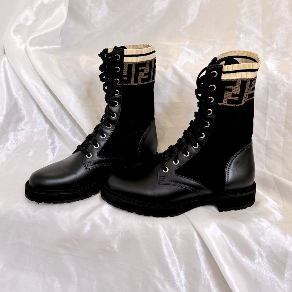 BNIB**Fendi Rockoko Black leather biker boots with stretch fabric